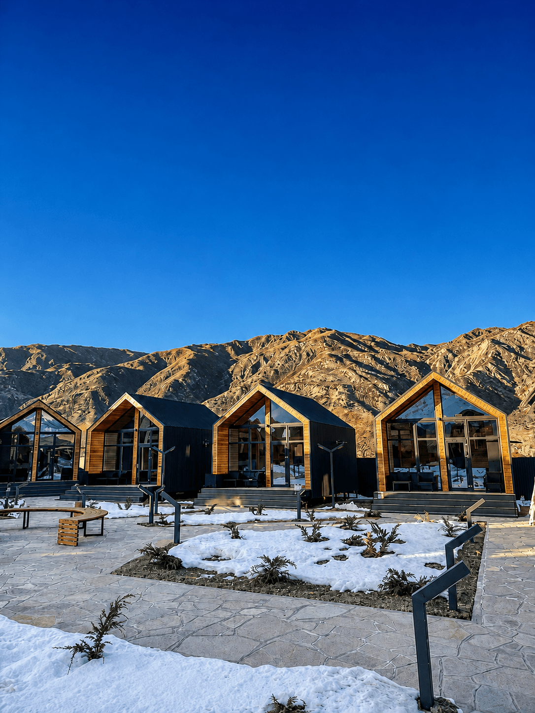 Turanga Hotel